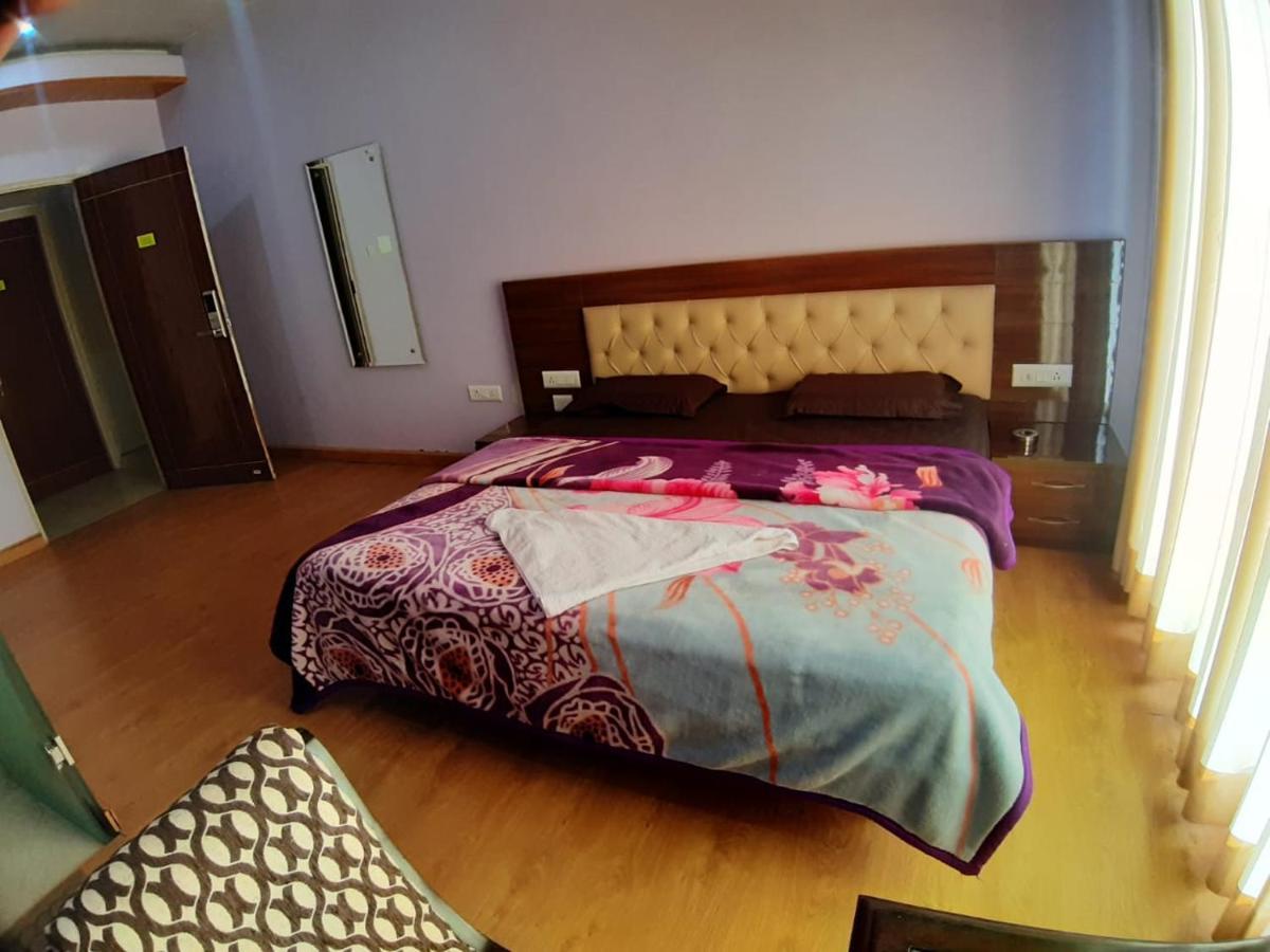 Destiny Hotel Solan Exterior photo